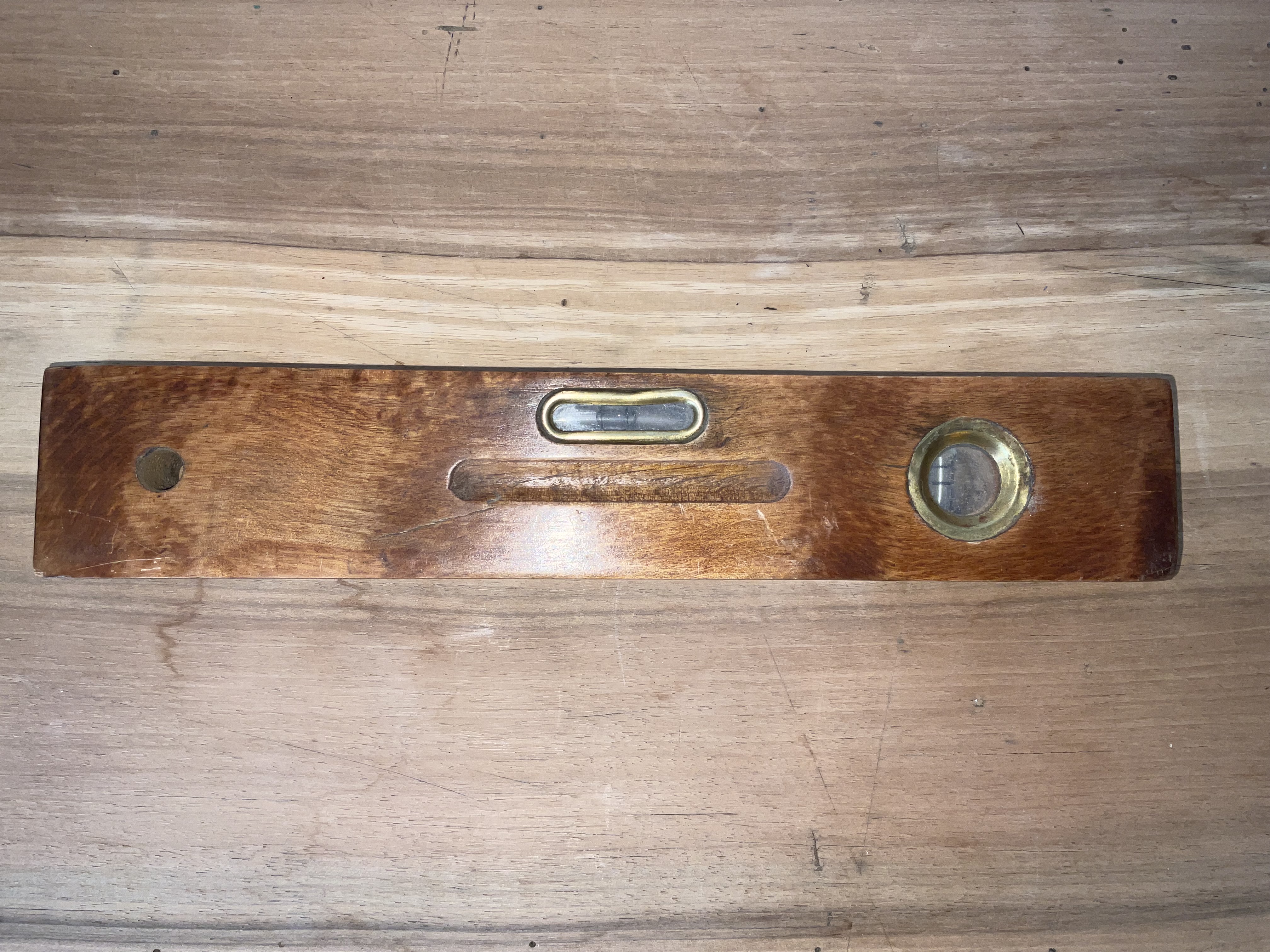 Antique Level