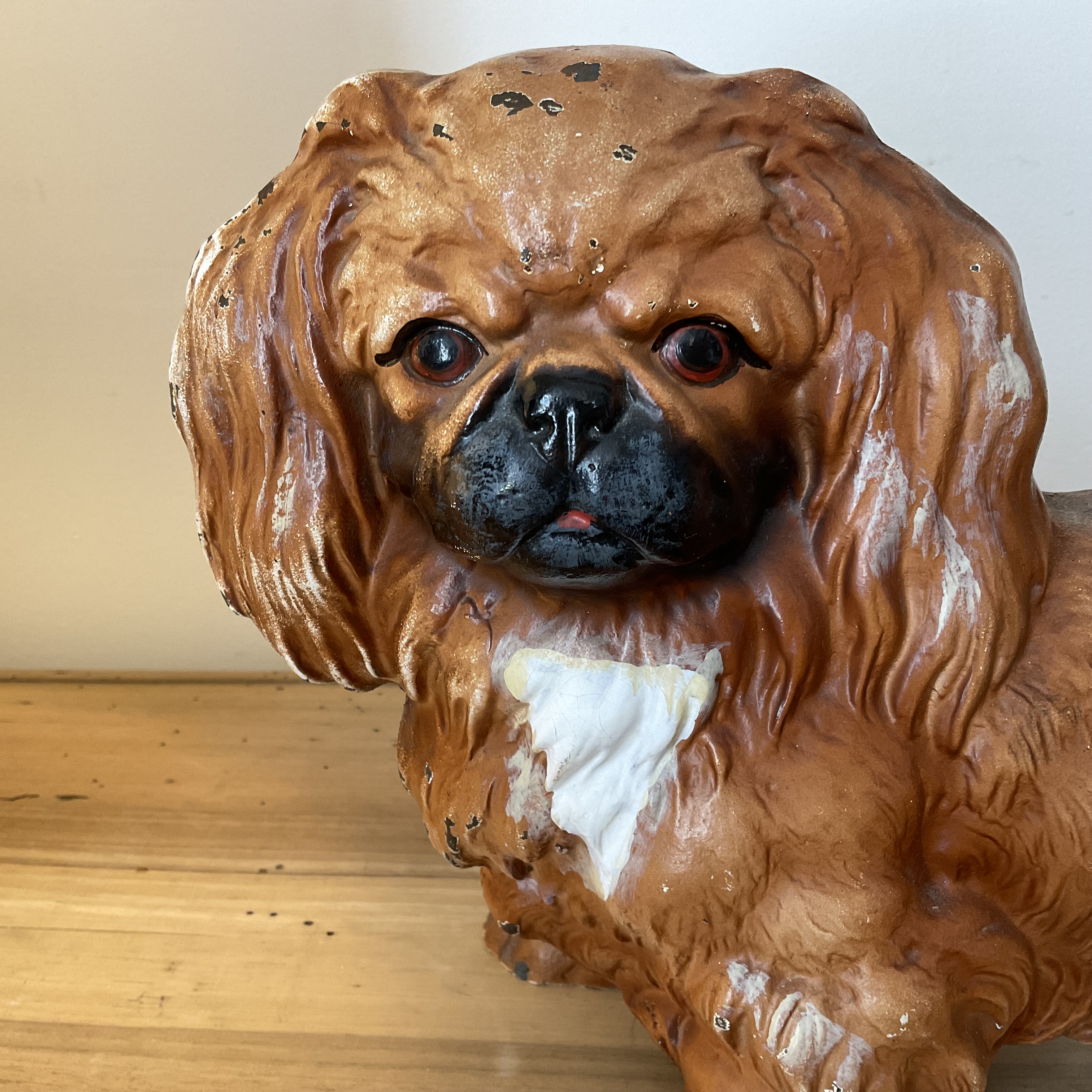 HUBLEY CAST IRON PEKINGESE DOG DOORSTOP