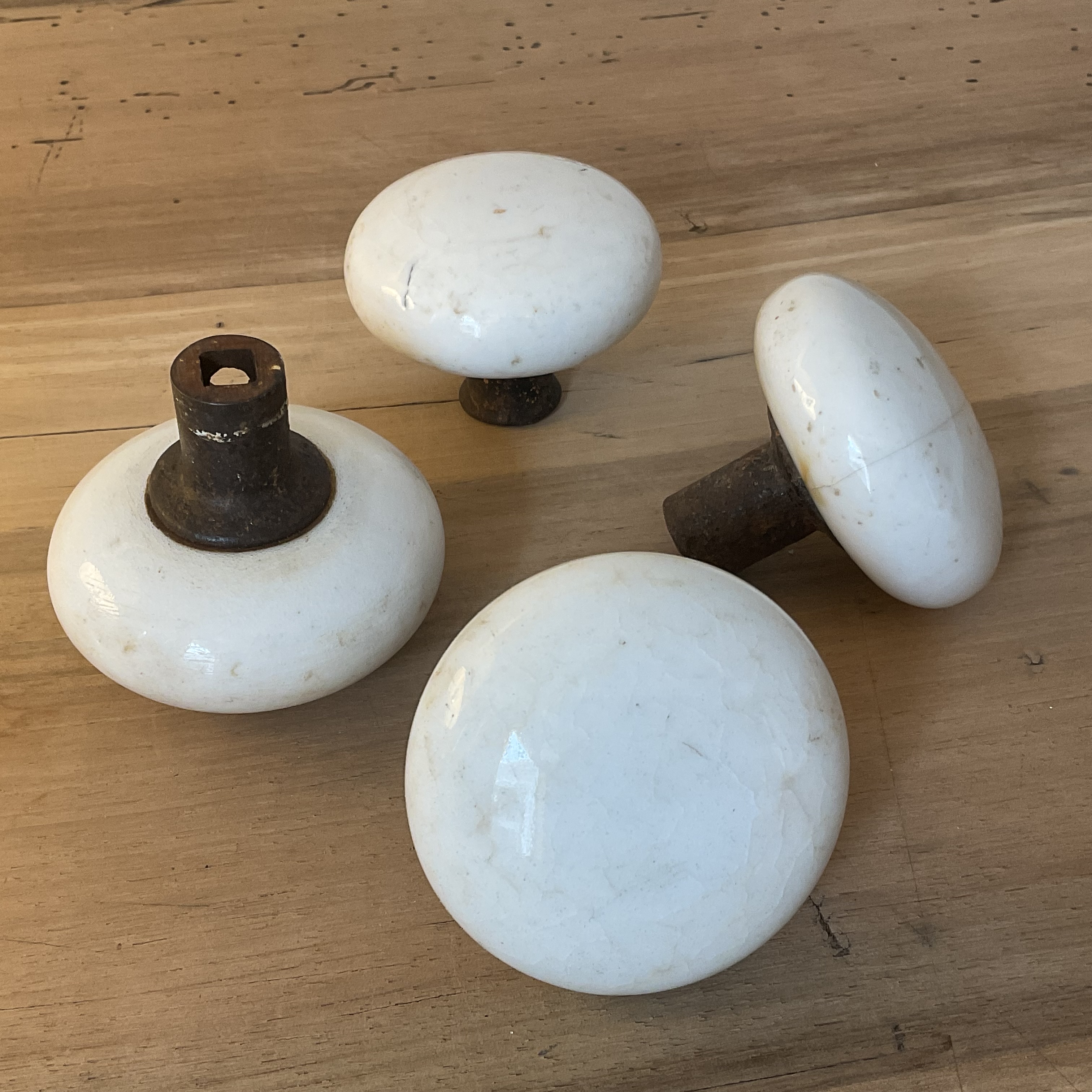 VINTAGE WHITE PORCELAIN KNOBS